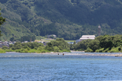 鮎シーズンの九頭竜川ーきらめく川と釣り人たちー