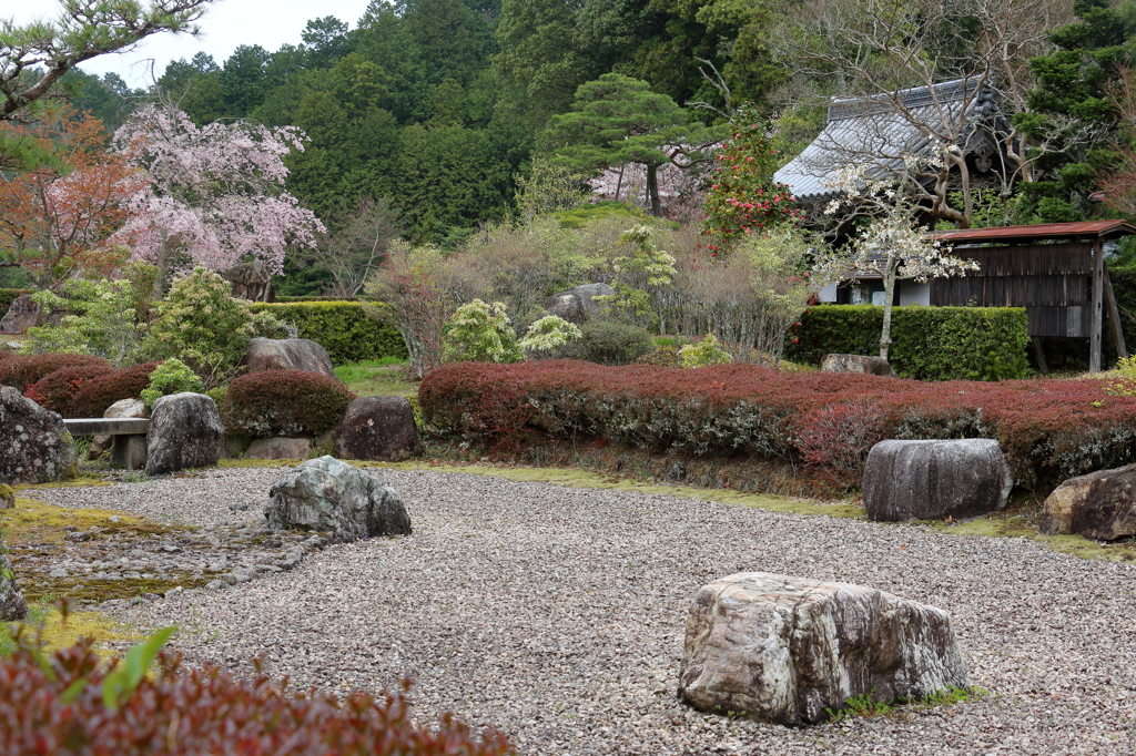 大池寺廻遊式琵琶湖庭園その１（ぶらり滋賀県甲賀市より）