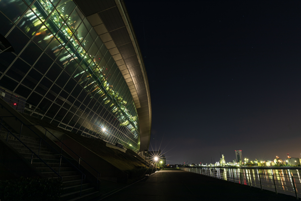 四日市ドームと工場夜景