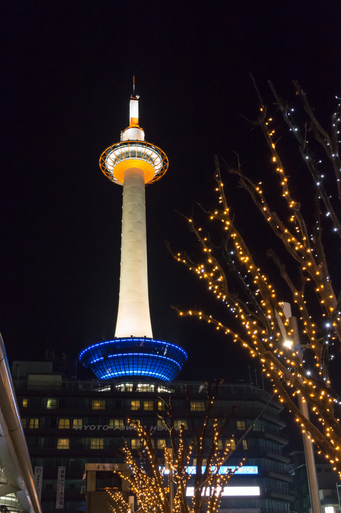 お正月の京都を撮ってみた－京都タワーとイルミネーション