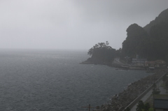 組写真７ 雨の風景（北前船主の館右近家より）