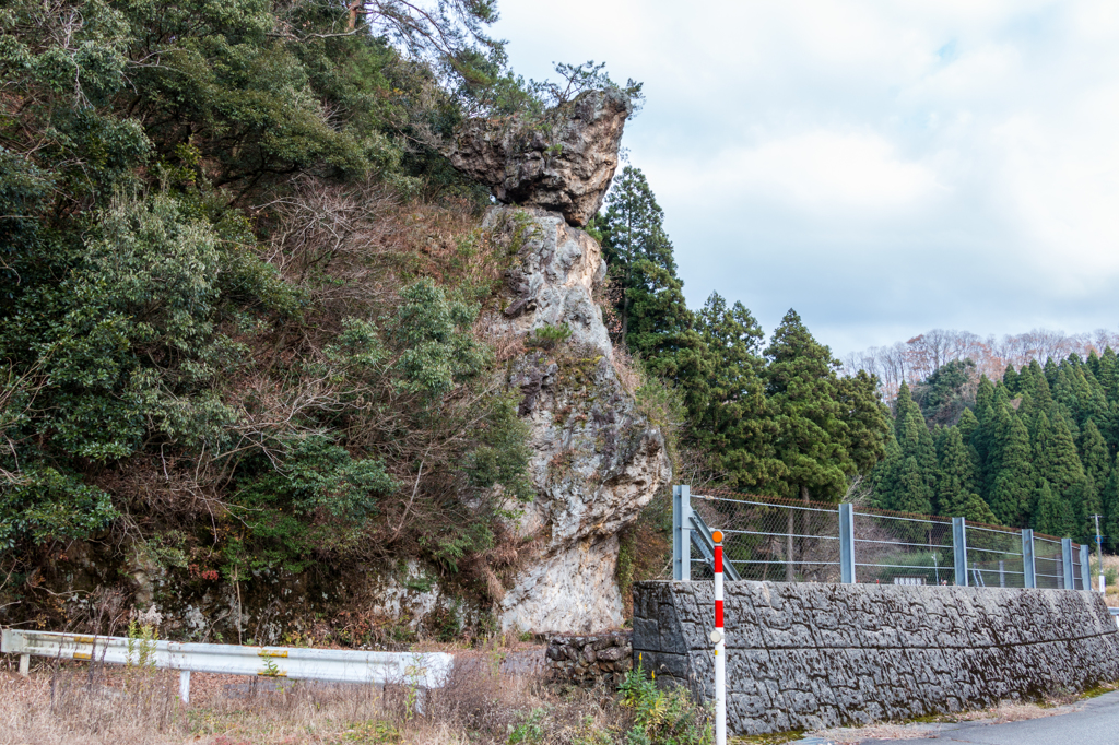 鳥帽子岩２（西尾八景より）