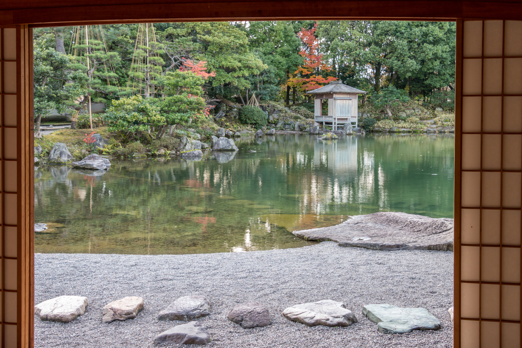 御月見ノ間からの風景（養浩館庭園より）