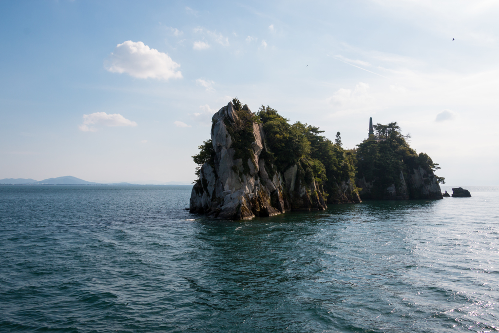 多景島の周囲外観３（多景島より）