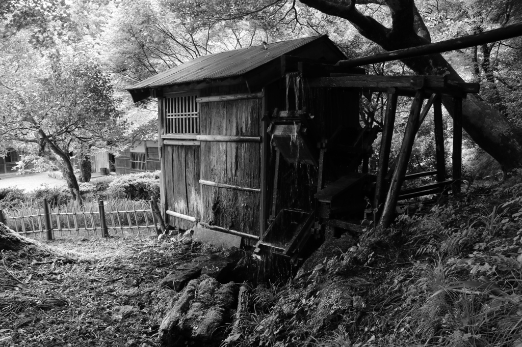 千古の家の水車小屋