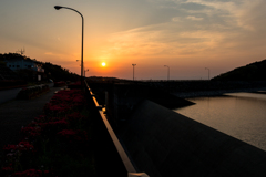 滋賀県蔵王ダムの夕焼け１