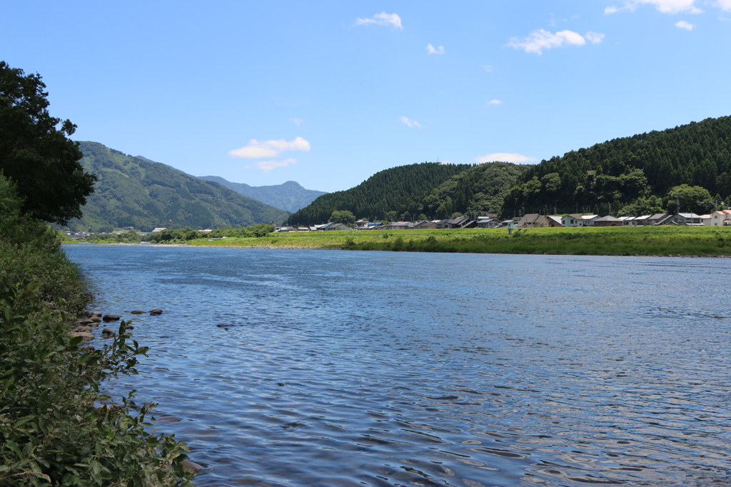 鮎シーズンの九頭竜川ー穏やかな流れー By おにころん Id 写真共有サイト Photohito