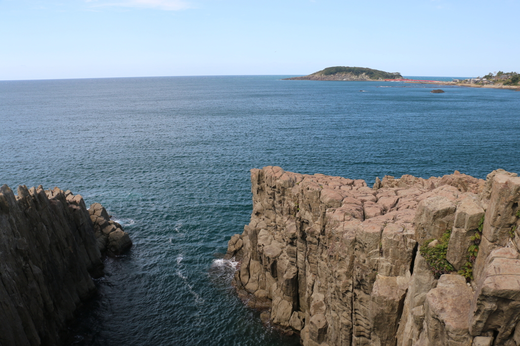 大池先端と雄島（美しき東尋坊より）