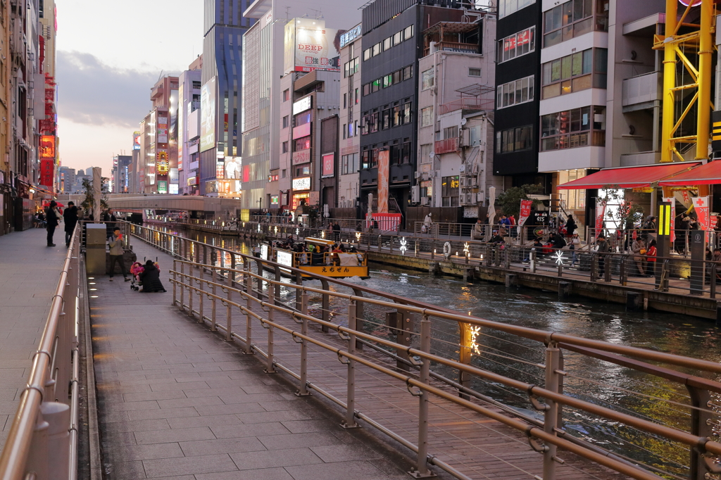 大阪街風景を撮ってみた－道頓堀川沿い５
