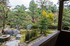 琉美園の茶室より（那谷寺より）