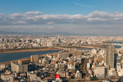 あっ、飛行機だ。（大阪の展望台めぐりより）