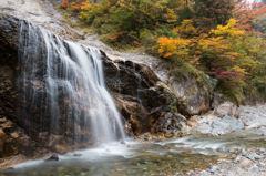 姥ヶ滝（うばがたき）１（2015秋の白山白川郷ホワイトロードより）