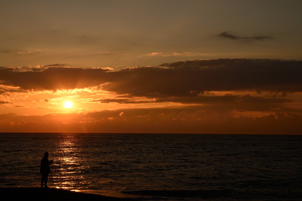 朝焼けの海