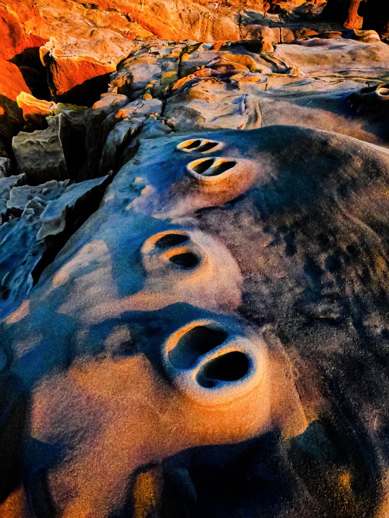 岩礁（惑星の足跡）