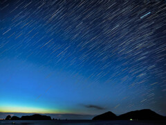 島の夜明け