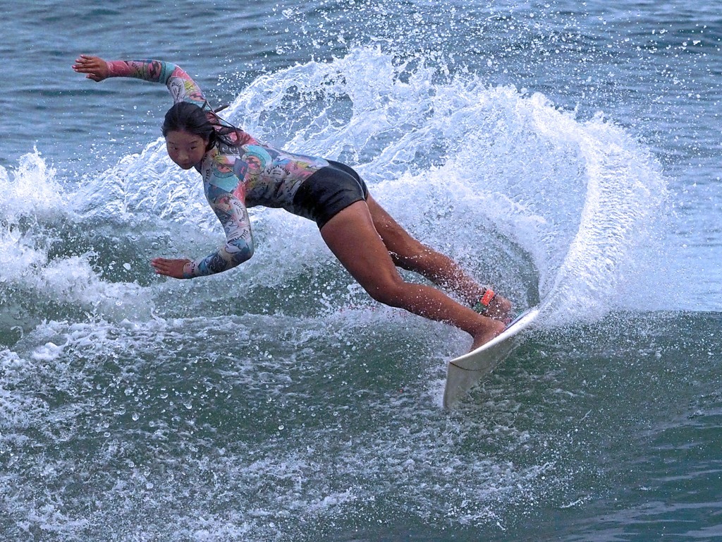 サーファーガール