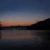 夜明けのローカル電車