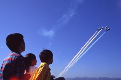 目が一点に釘付け