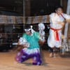 神楽舞う少年（宮崎県祓川神楽）