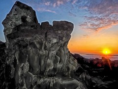 夜明けの岩礁（日南海岸）