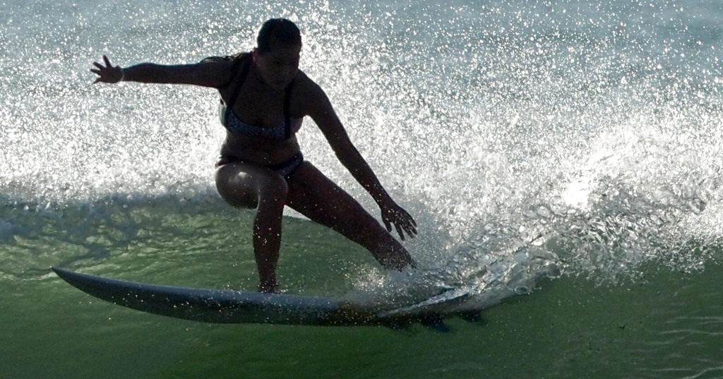 サーファーガール