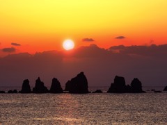 七つ岩日の出
