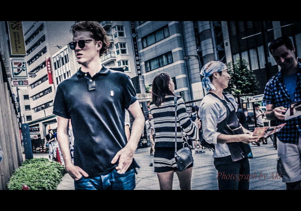STREET STYLE