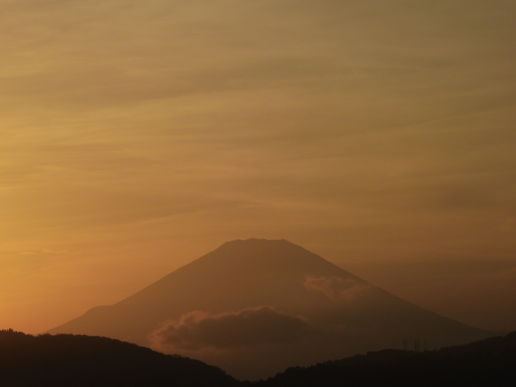 春霞の富士