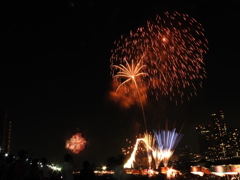 シンクロ　仕掛け花火