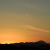 夕焼けと富士山と飛行機雲と