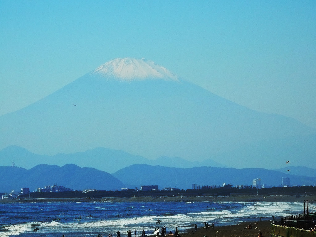 湘南と初冠雪