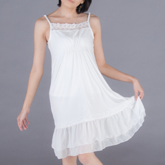 the white dress 1