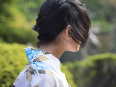 横顔に見惚れて