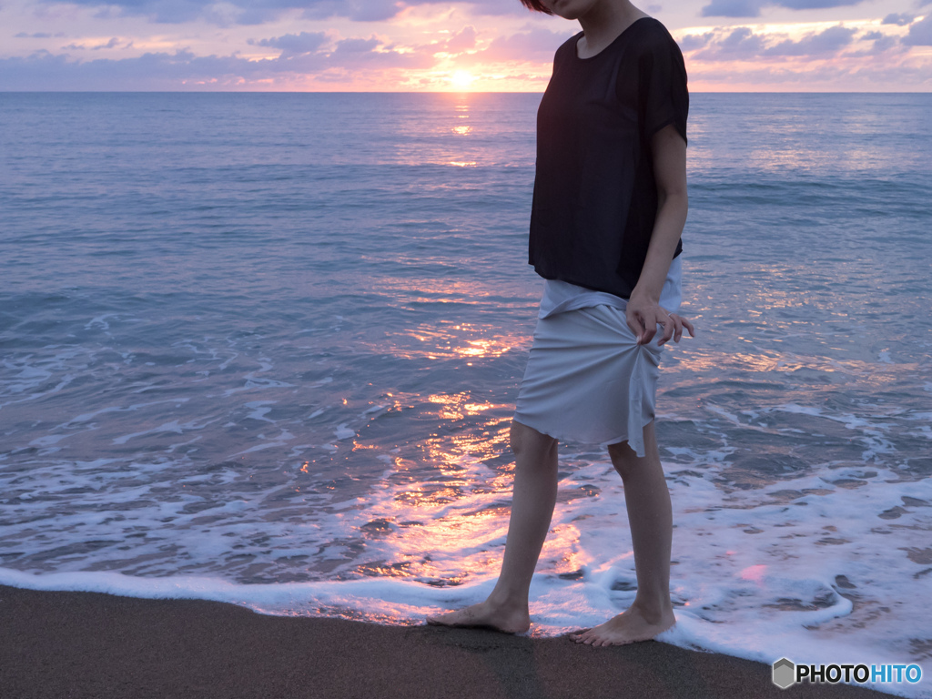 夏の終わりの海散歩