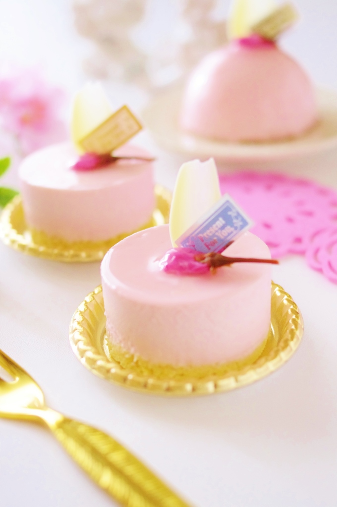 桜とホワイトチョコのムース
