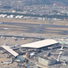 機窓より　成田の朝