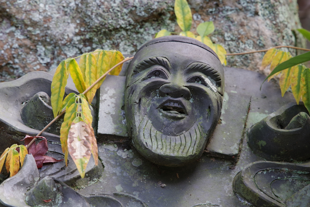 笑う布袋？さん