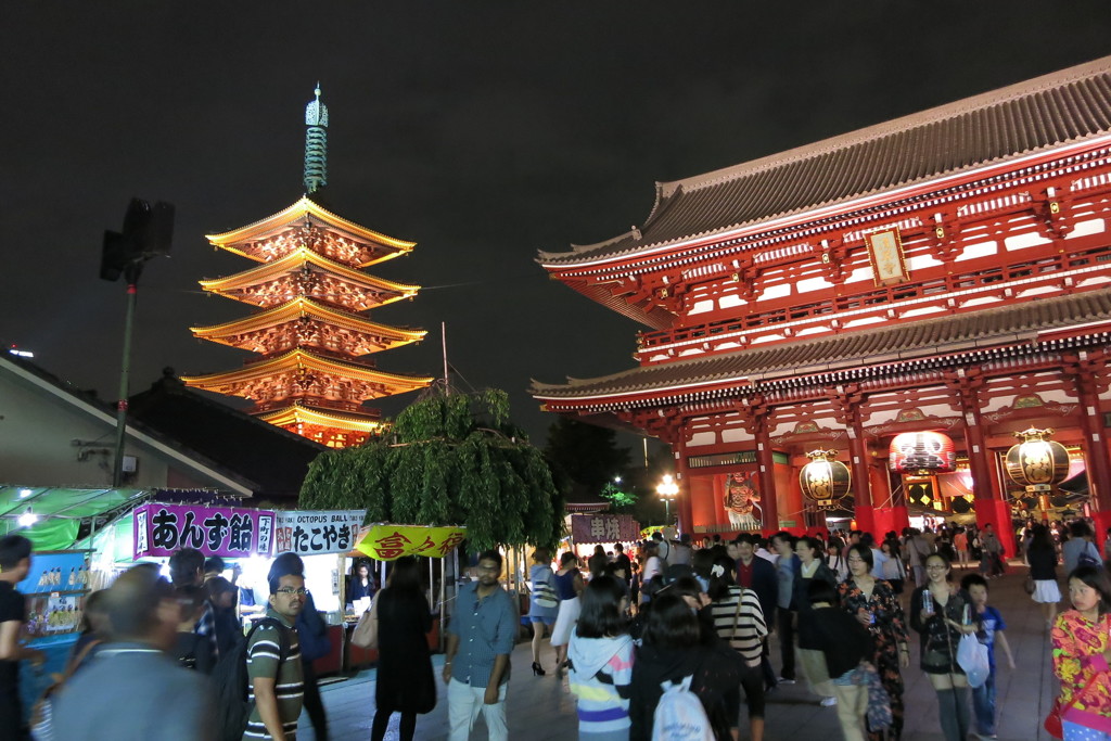 浅草寺ライトアップ