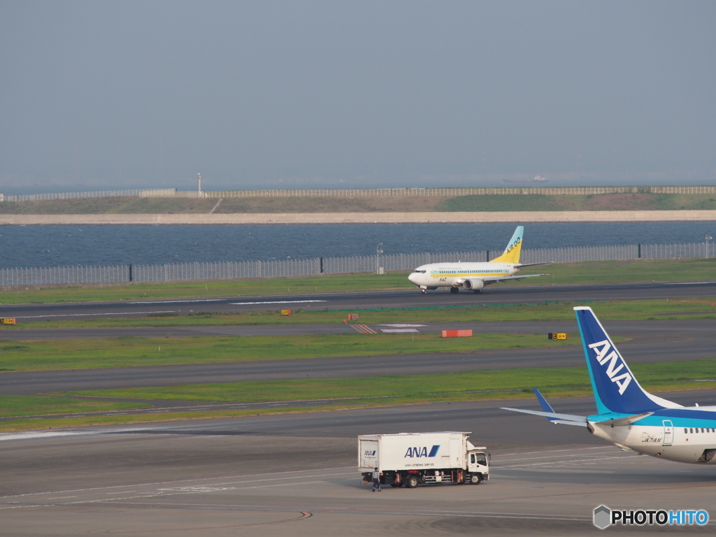 羽田空港第二ターミナル展望デッキより