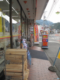 東京都で"最西端"のコンビニです。