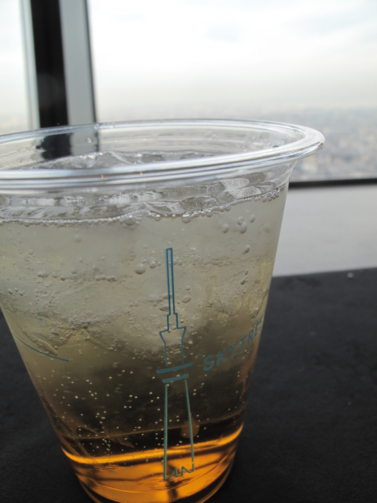 東京スカイツリーと、ソフトドリンク