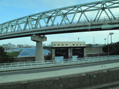 首都高と橋