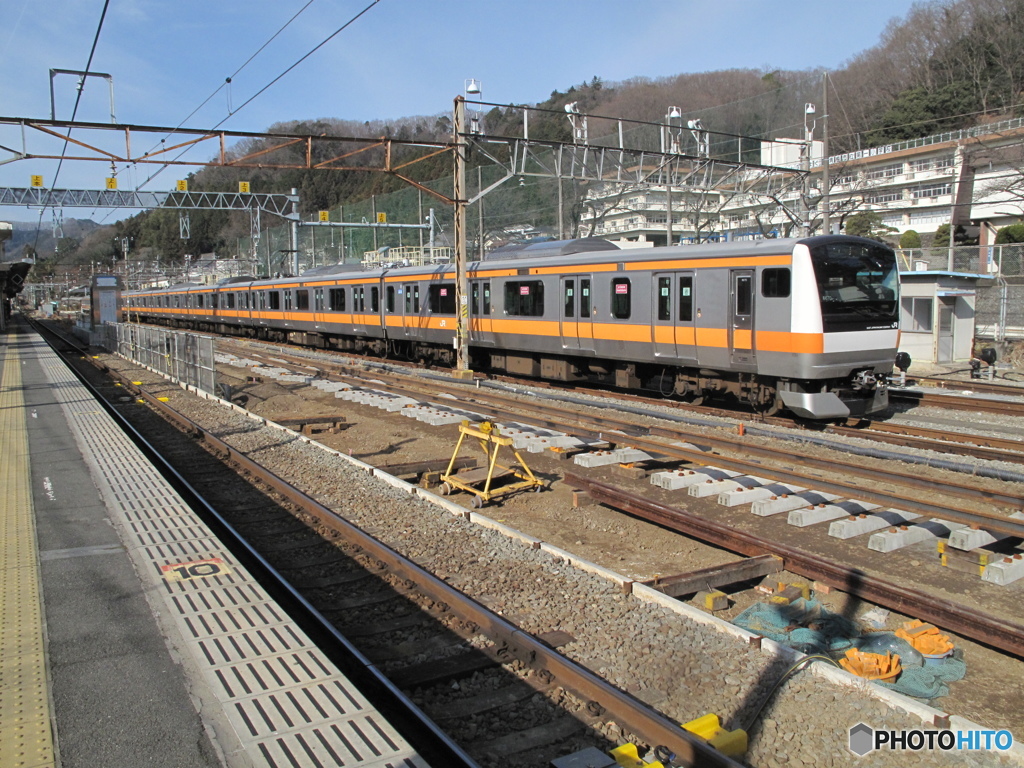 青梅駅構内に、線路が７本？