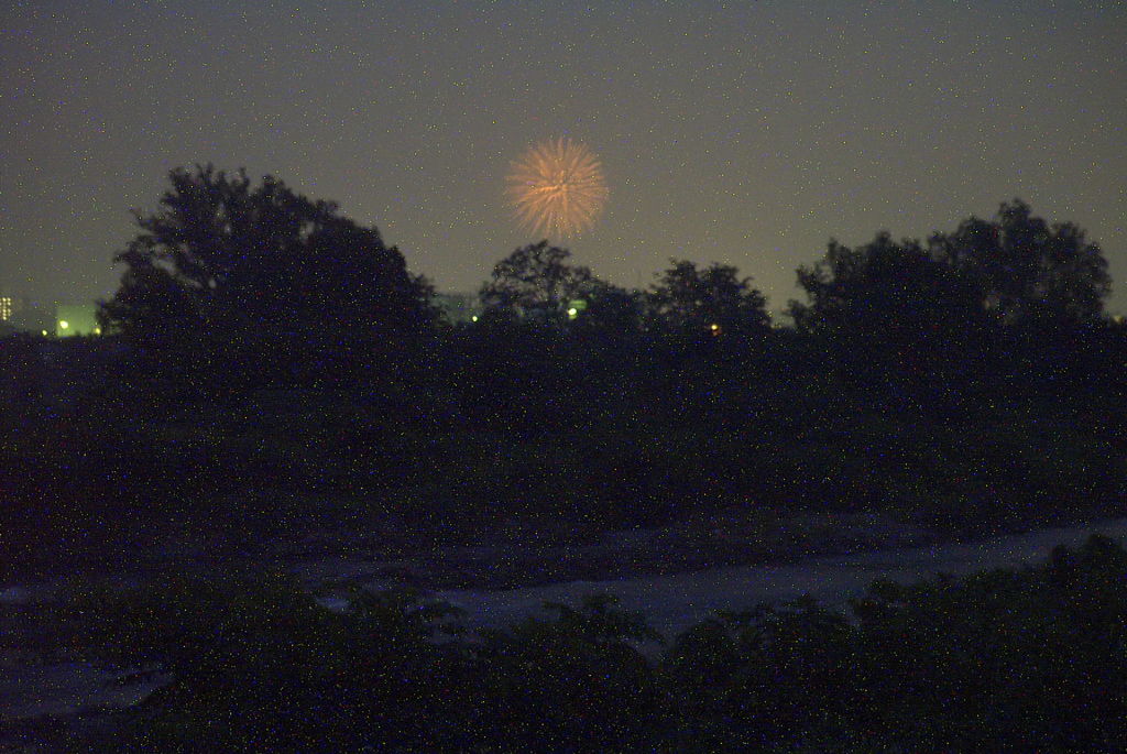 ノイズだらけの花火大会(笑)