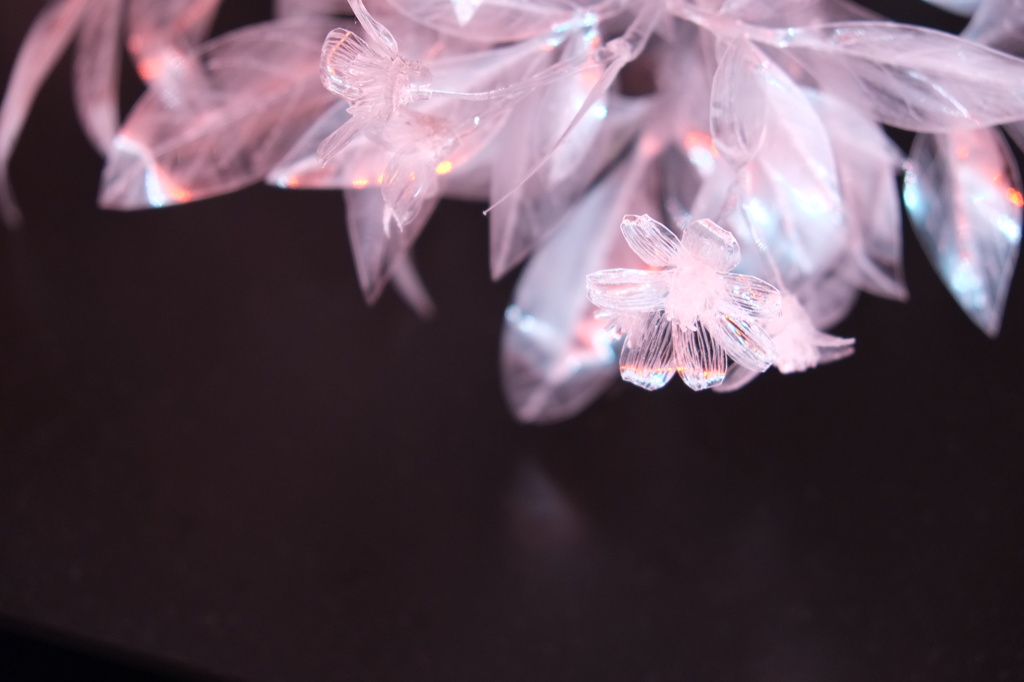 プラスチックの花
