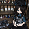 The black hair of Alice
