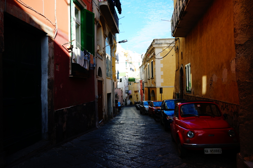 Italy②