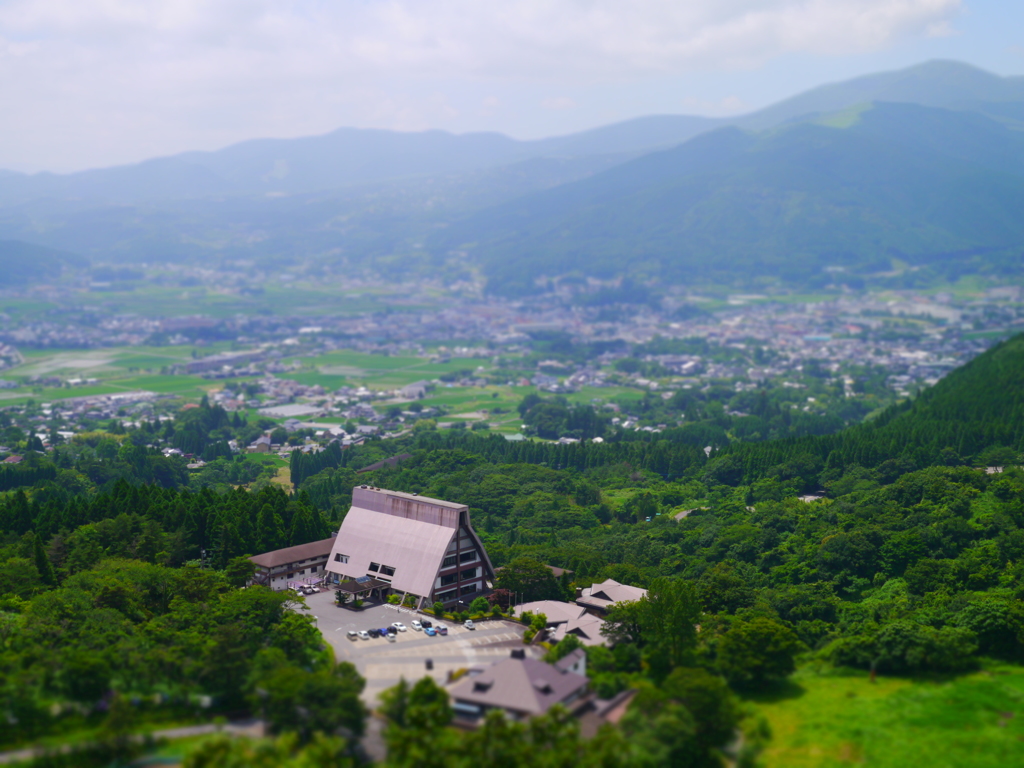 湯布院　七色の風