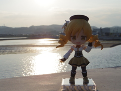 夕日を背に