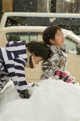 息子達 雪遊び